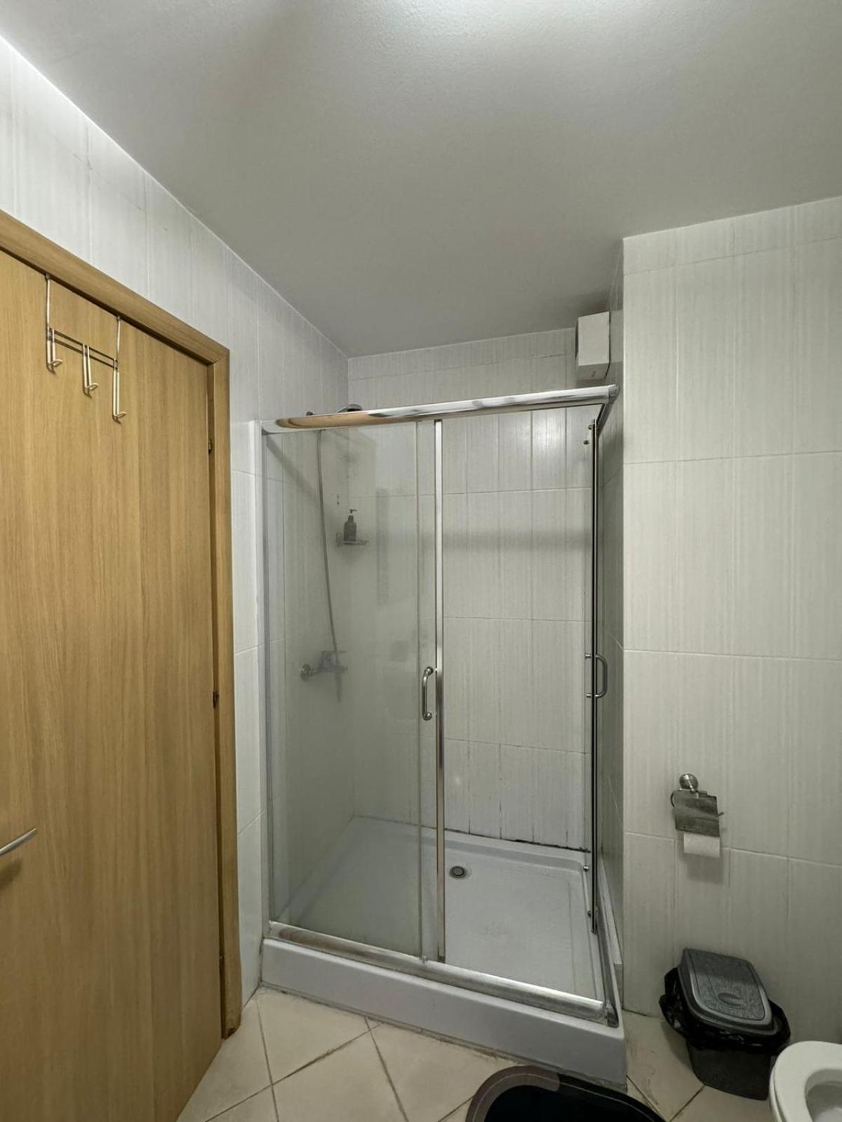 Diem Apartment Near Pazari I Ri Tirana Kültér fotó