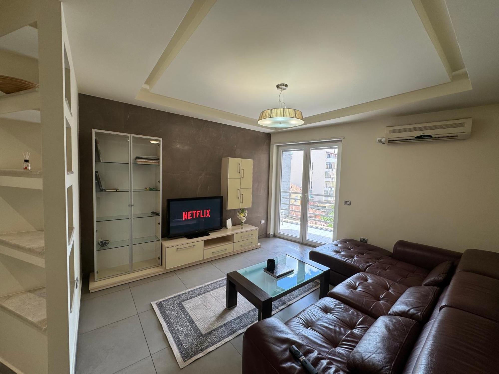 Diem Apartment Near Pazari I Ri Tirana Kültér fotó
